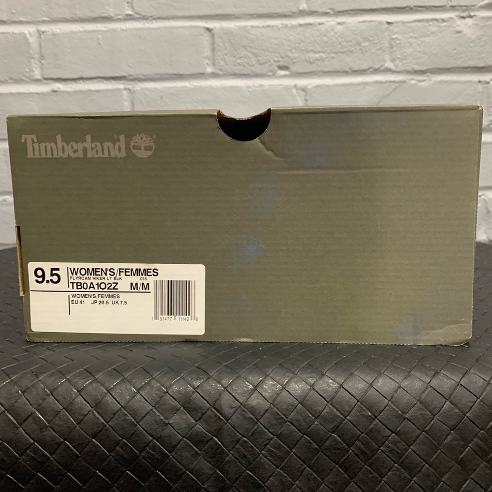 Timberland women’s size 9.5 Black Suede Chukka Boots with White Sole - Picture 9 of 10